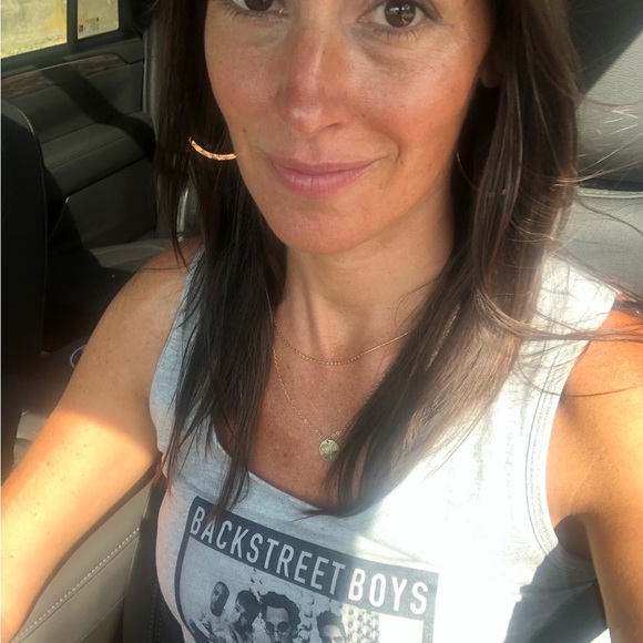 Meet your Posher, Amber - Picture 7 of 11